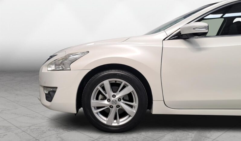 
								Nissan TEANA XV 2016 full									