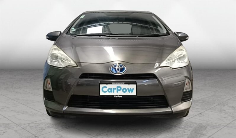 
								Toyota AQUA HYBRID 2013 full									