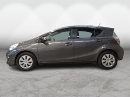 
										Toyota AQUA HYBRID 2013 full									