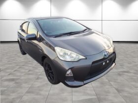 TOYOTA AQUA G 2012