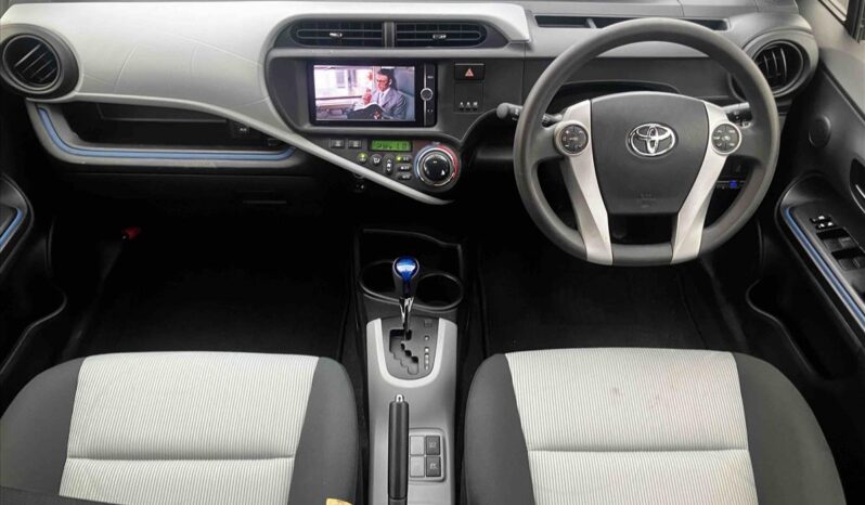 
								TOYOTA AQUA S 2013 full									