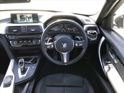 
										BMW 330i M Sport 2015 full									