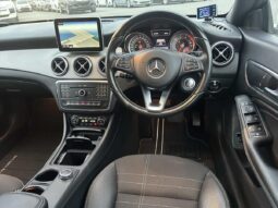 
										Mercedes-Benz CLA180 Shooting Brake 2015 full									