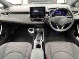 
										TOYOTA COROLLA SPORTS Hybrid G Z 2018 full									