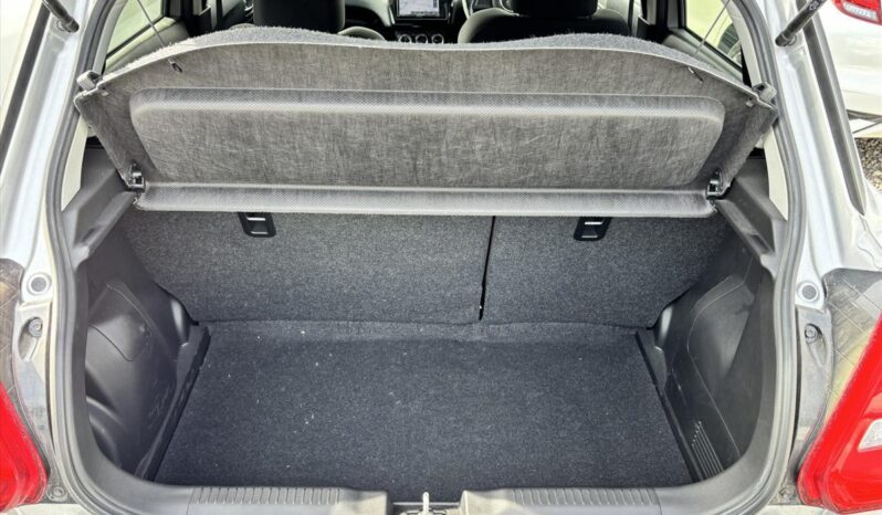 
								Suzuki SWIFT XG 2018 full									
