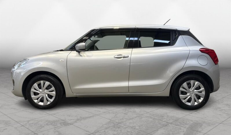 
								Suzuki SWIFT XG 2018 full									