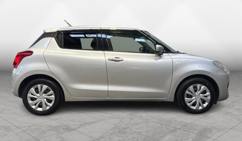 
								Suzuki SWIFT XG 2018 full									