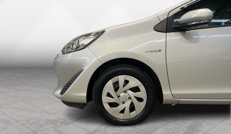 
								Toyota AQUA L 2020 full									
