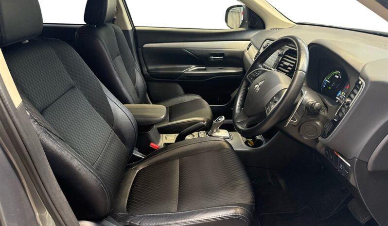 
								Mitsubishi Outlander  2013 full									