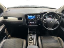 
										Mitsubishi Outlander  2013 full									