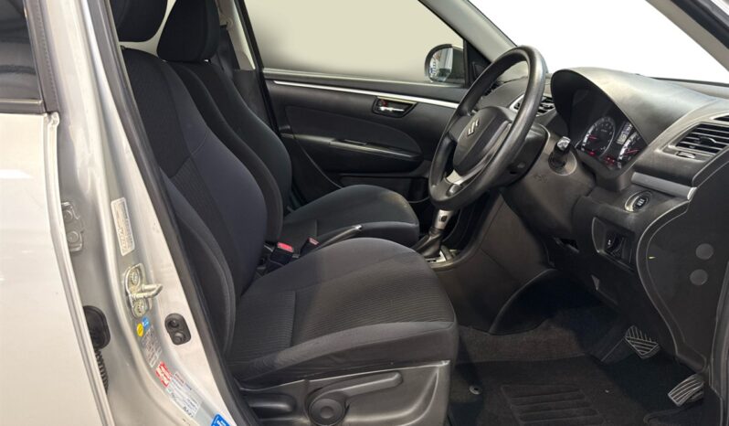
								Suzuki SWIFT  2015 full									
