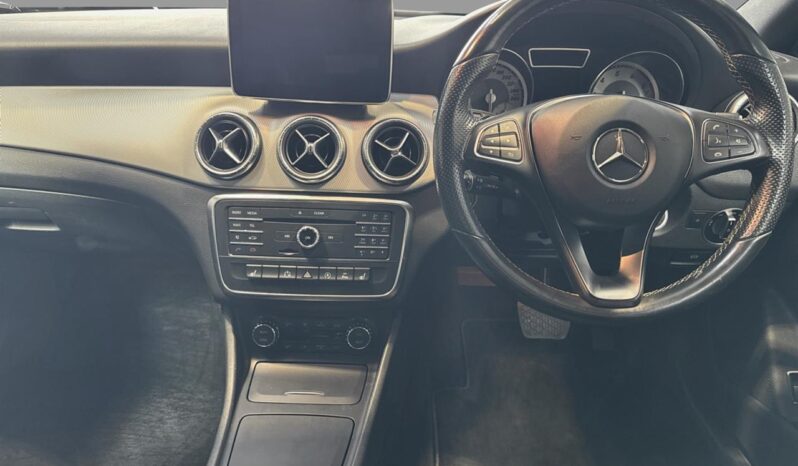 
								Mercedes-Benz CLA SHOOTING BRAKE CLA250 2015 full									