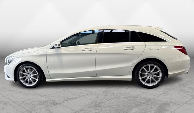 
								Mercedes-Benz CLA SHOOTING BRAKE CLA250 2015 full									