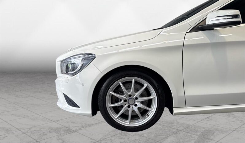 
								Mercedes-Benz CLA SHOOTING BRAKE CLA250 2015 full									