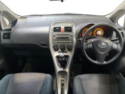 
										Toyota Corolla 1.8P GX HATCH 5 6M 2009 full									