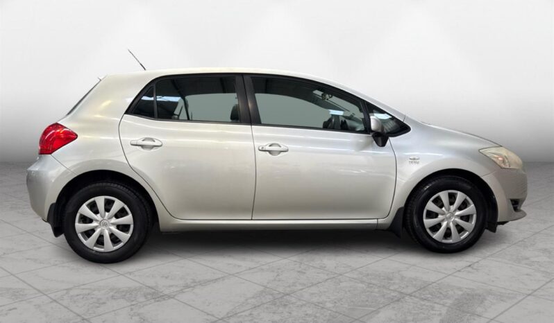 
								Toyota Corolla 1.8P GX HATCH 5 6M 2009 full									