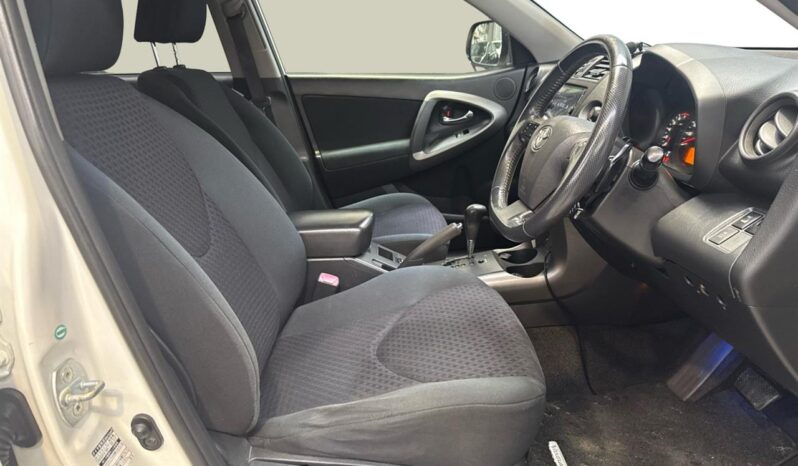 
								Toyota Vanguard  2010 full									