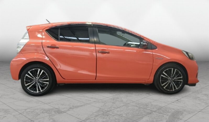 
								Toyota AQUA  2012 full									