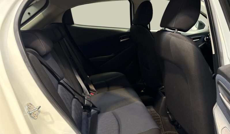 
								Mazda DEMIO 13S 2014 full									