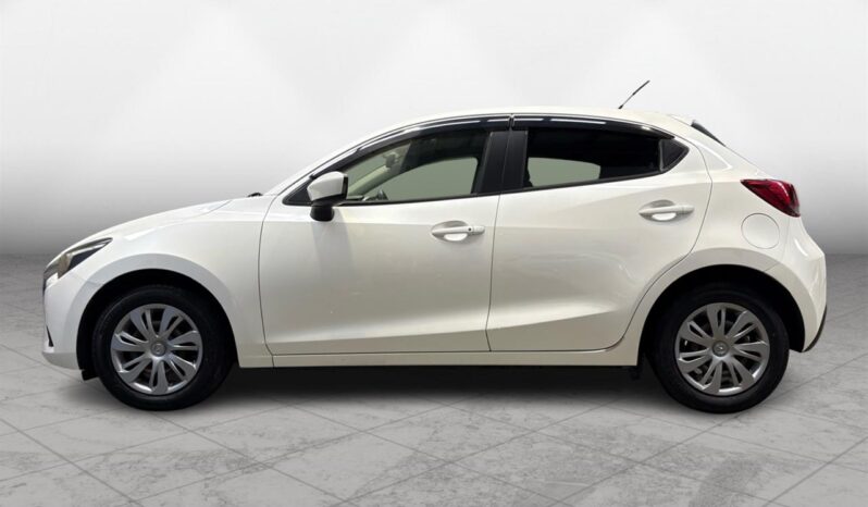 
								Mazda DEMIO 13S 2014 full									