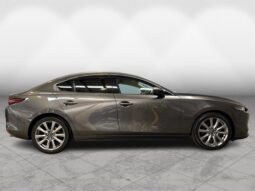 
										Mazda Mazda3  2019 full									