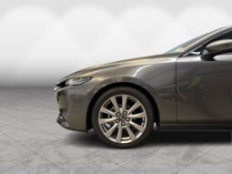 
										Mazda Mazda3  2019 full									