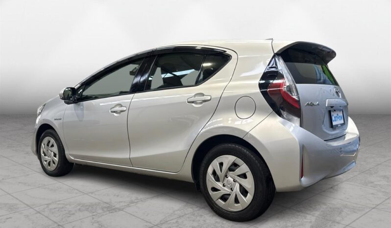 
								Toyota AQUA L 2020 full									