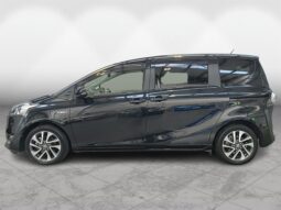 
										Toyota Sienta HYBRID 2015 full									