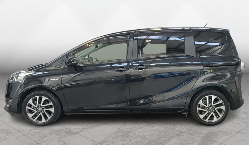 
								Toyota Sienta HYBRID 2015 full									