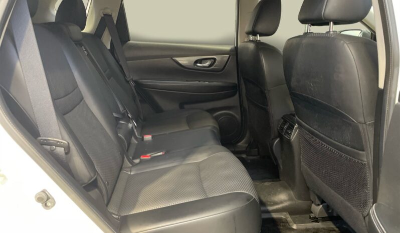 Nissan X-TRAIL  2015 full