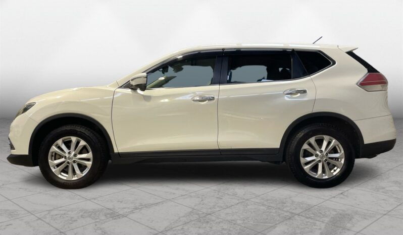 Nissan X-TRAIL  2015 full