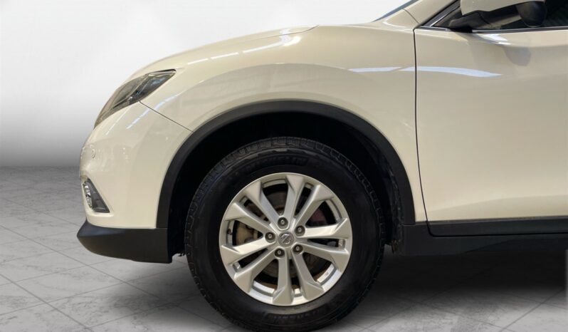 Nissan X-TRAIL  2015 full