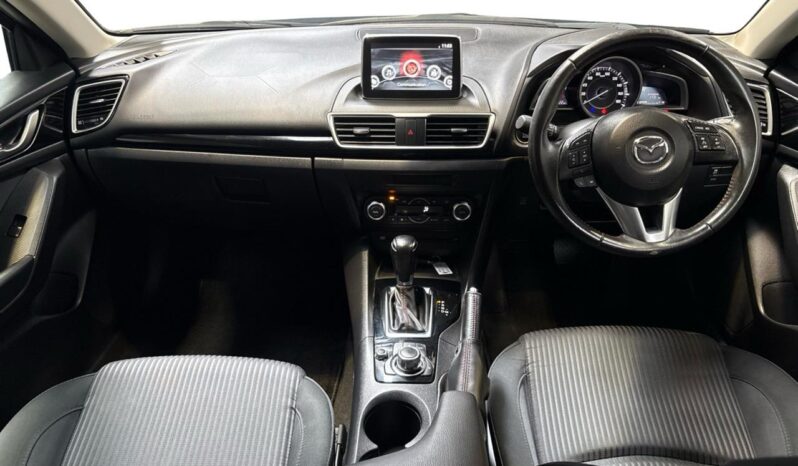 
								Mazda AXELA  2015 full									