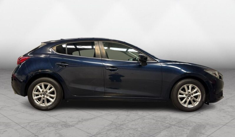 
								Mazda AXELA  2015 full									