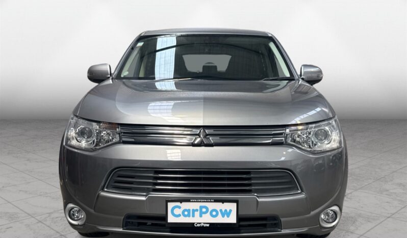 
								Mitsubishi Outlander  2014 full									