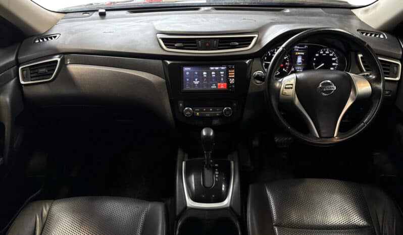 Nissan X-TRAIL  2014 full