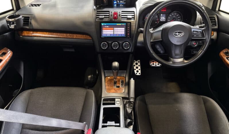 Subaru XV AWD 2012 full