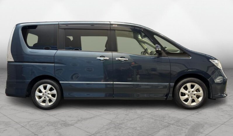 
								Nissan SERENA  2012 full									