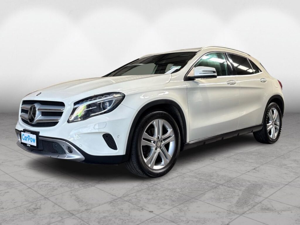 Mercedes-Benz Gla180  2015