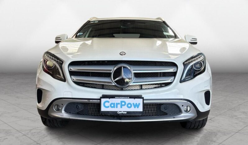 
								Mercedes-Benz Gla180  2015 full									