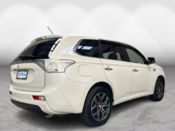 
										Mitsubishi Outlander  2013 full									