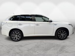 
										Mitsubishi Outlander  2013 full									