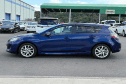 Mazda AXELA  2012 full