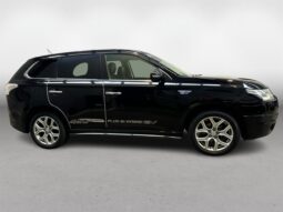 
										Mitsubishi Outlander  2014 full									