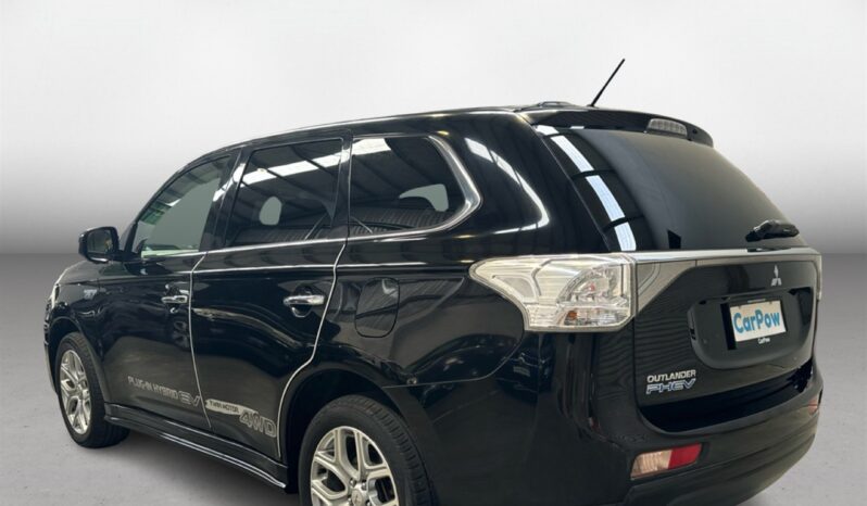 
								Mitsubishi Outlander  2014 full									