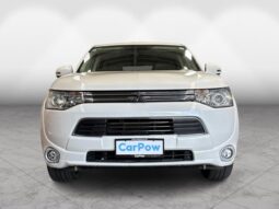 
										Mitsubishi Outlander PHEV 2013 full									