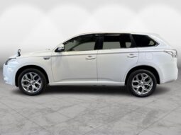 
										Mitsubishi Outlander PHEV 2013 full									