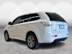 
										Mitsubishi Outlander PHEV 2013 full									
