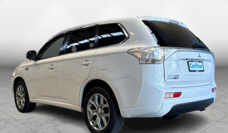 
								Mitsubishi Outlander PHEV 2013 full									