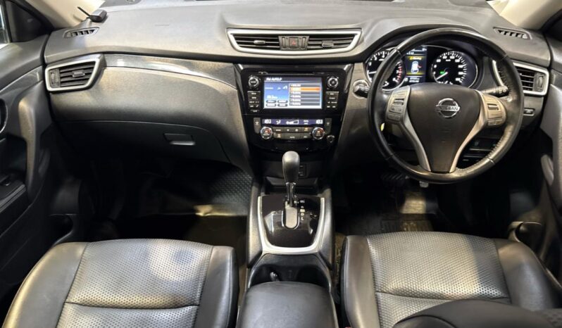 
								Nissan X-TRAIL 20X Emable Package 2015 full									